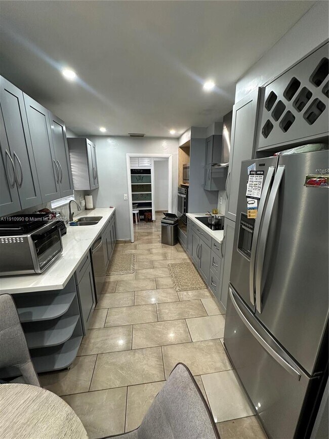 Photo - 6439 SW 7th St