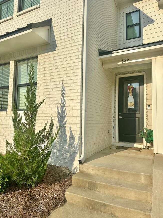 3/3.5 in Oxford Commons - 3/3.5 in Oxford Commons Condo