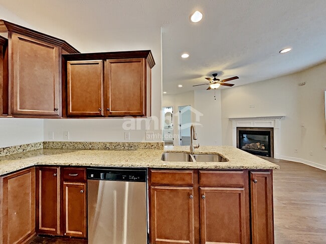 Photo - 6457 Sunnywood Dr