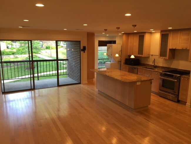 Photo - 11248 Chestnut Grove Square
