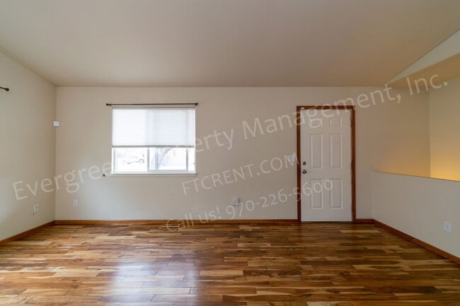 Photo - 2371 Turquoise St