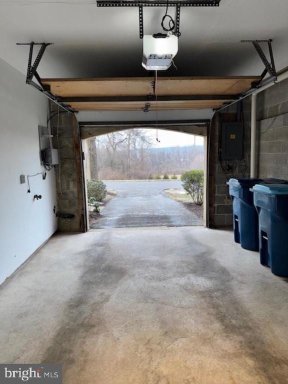 Photo - 468 Lynetree Dr