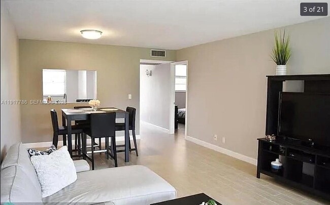 Photo - 9230 Lagoon Pl Unit 215