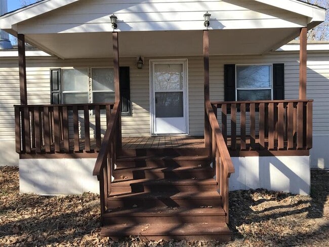 Photo - 121 Heien Ct