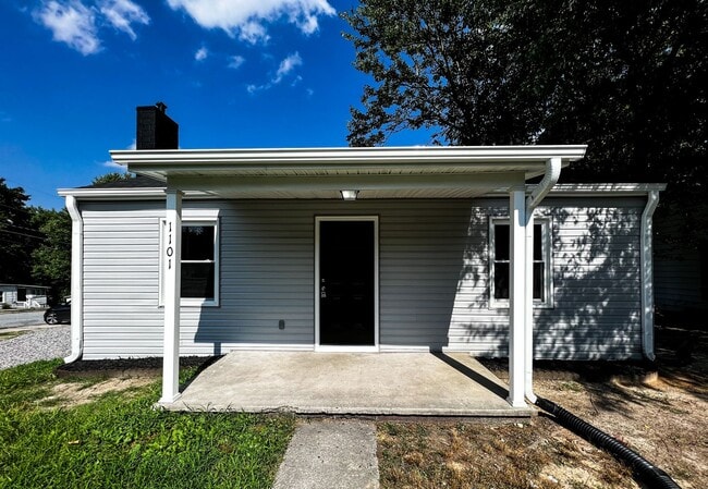 Building Photo - Brand New High Point 2 Bed, 1 Bath with Bo... Rental