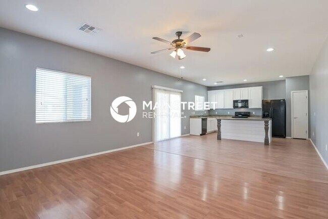 Photo - 5011 E Fishhook Ct