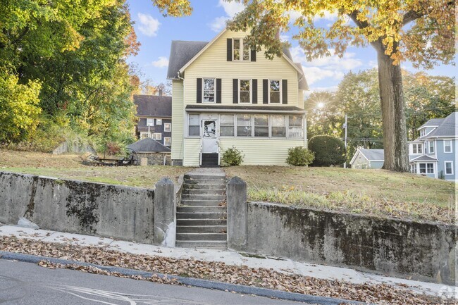 Building Photo - 144 Coram Ave Rental