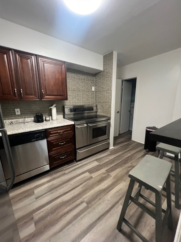 Photo - 249 SW 14th St Unit 3