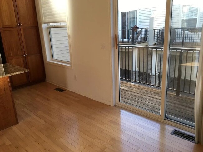 Photo - 8279 Labont Way