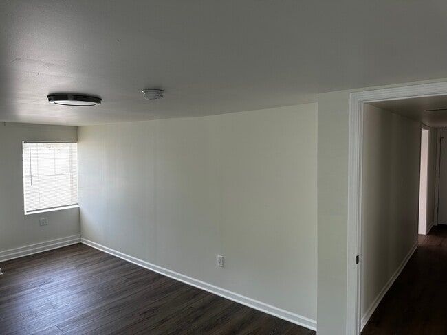 Photo - 10 W 33rd Pl Unit 2W