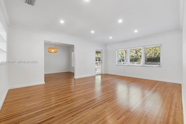 Photo - 6820 Granada Blvd