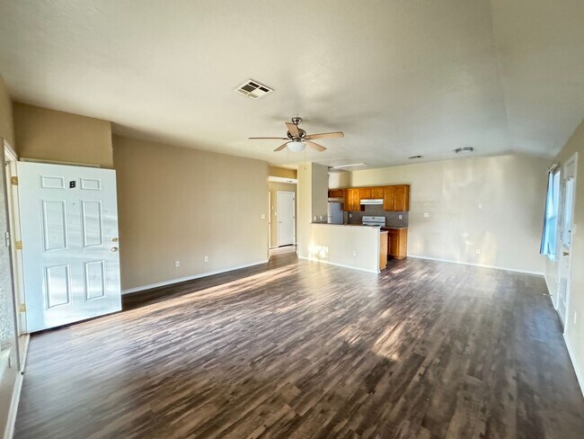 Photo - 3406 Toledo Dr Unit Apt B