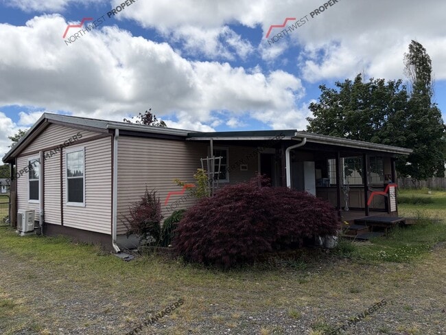 8632 180th Way SW