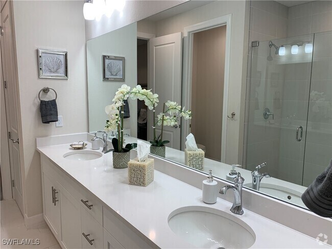 Building Photo - 208 Indies Dr E Unit 202 Rental