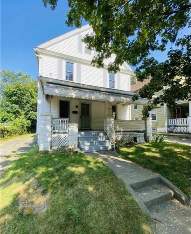 Building Photo - 849 Beardsley St Rental
