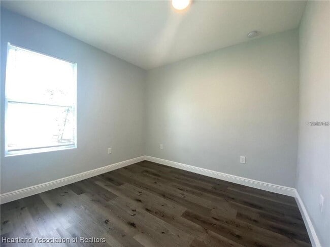 Photo - 1825 Puffin St