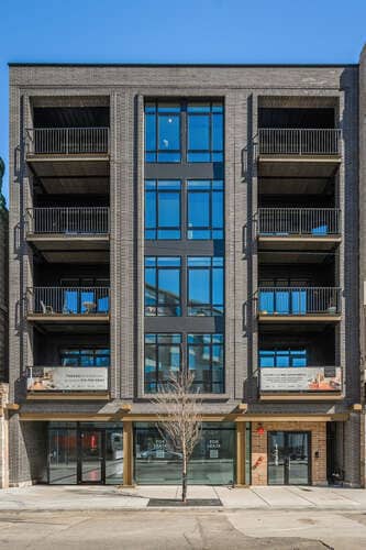 Building Photo - 1257 N Ashland Ave Unit 202