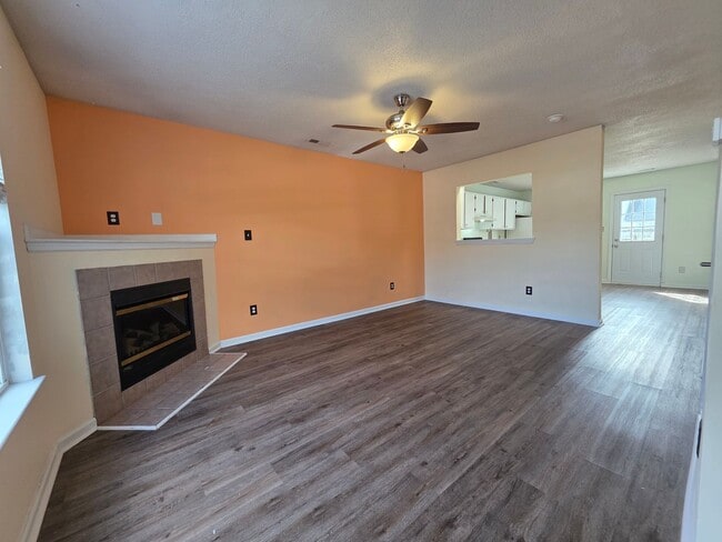 Photo - 2 BR 2 BA Townhose