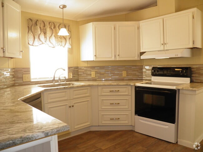 Building Photo - 810 Gibson Rd Rental