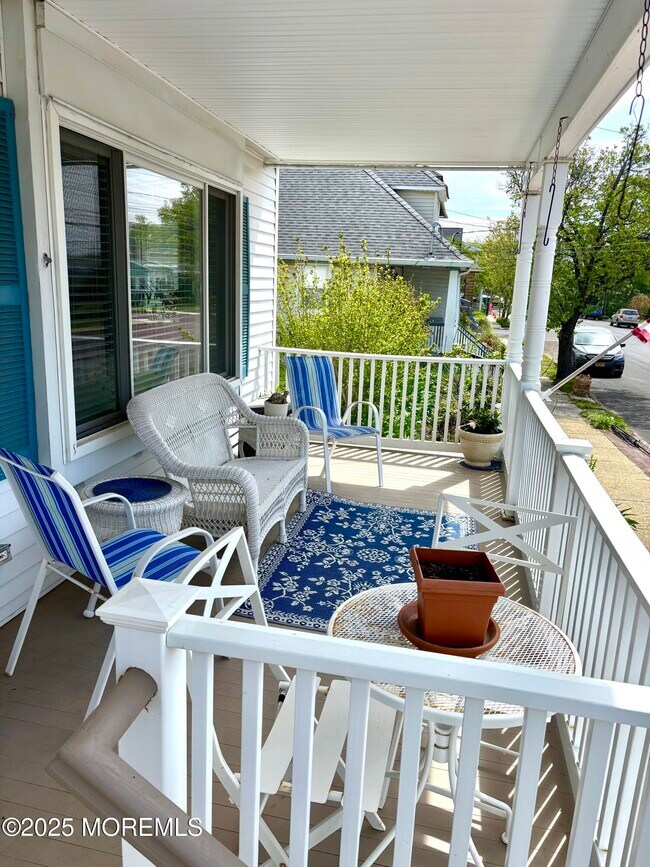 Photo - 123 Stockton Ave