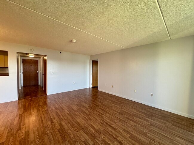 Photo - 200 Cove Way Unidad 205