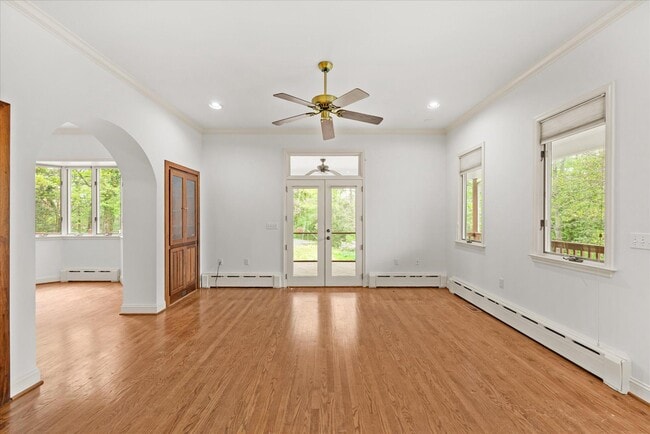 Photo - 6013 Selvyn Rd