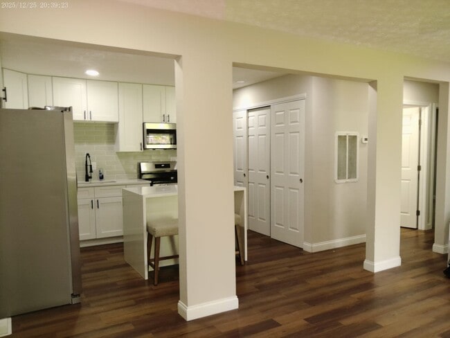 Photo - 505 Beechwood Rd