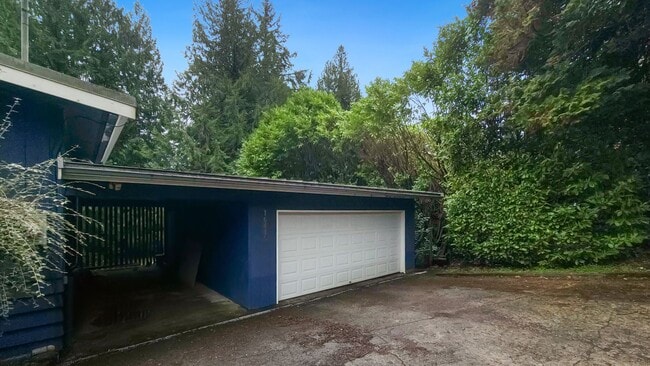 Photo - Beautifully Remodeled Bellevue Home in Prime Location