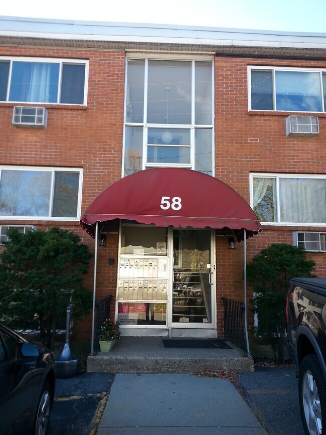 Front Door - 58 Union St Condo Unit M