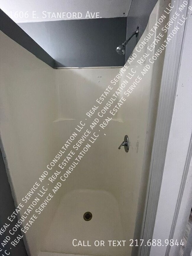 Photo - 1606 E Stanford Ave