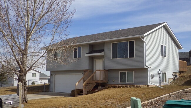 Building Photo - 6900 Meadow Rose Ln