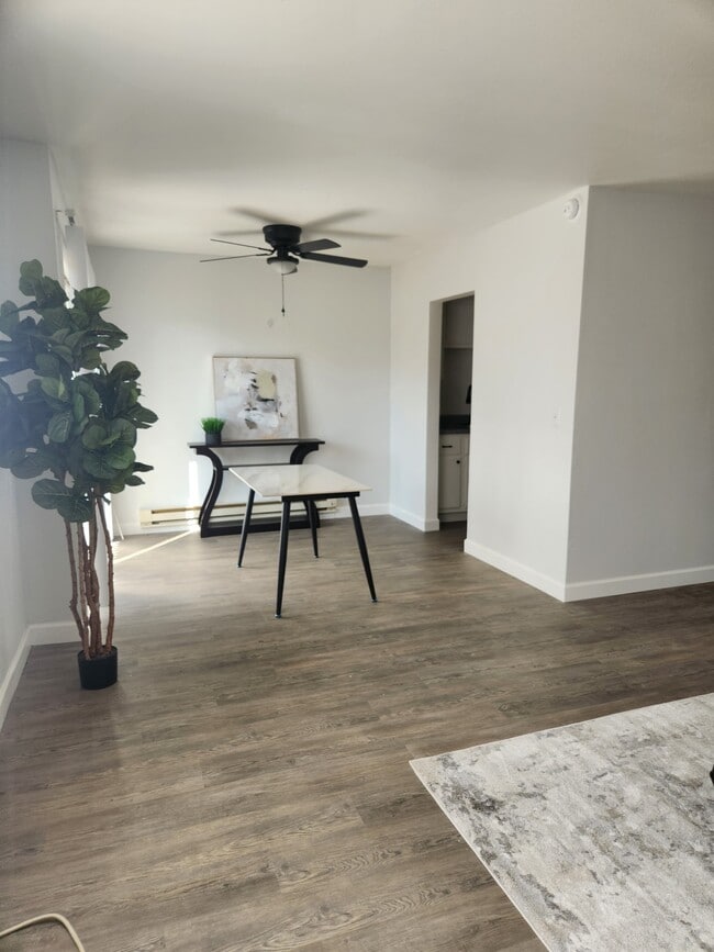 Photo - Creekview Apartments - Half off 1st month!