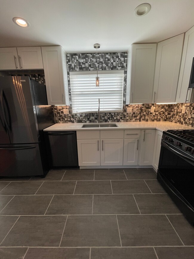 Photo - 1629 Citadel Pl