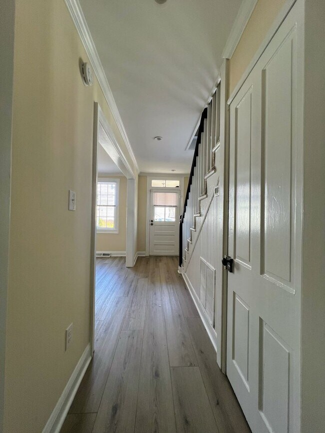 Photo - Great Victorian House in Historic District