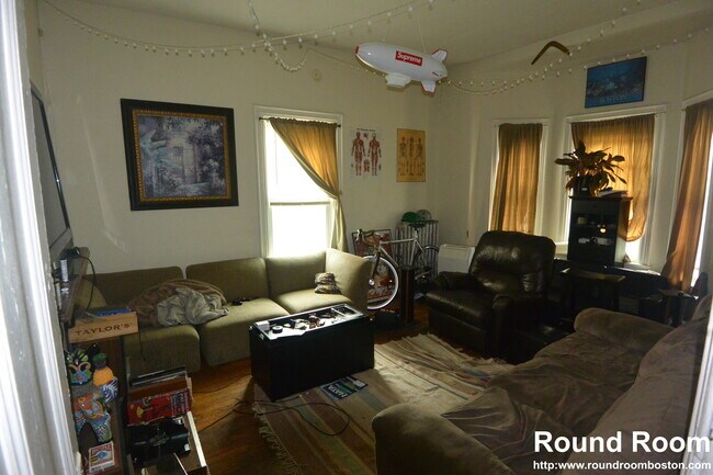 34 Linden St