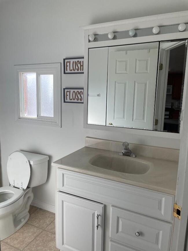 Photo - 113 Wyoming State Hwy 233