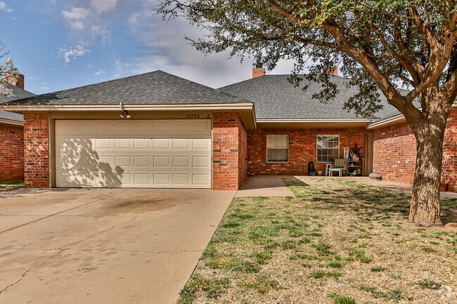 Building Photo - Wonderful Duplex in Southwest Lubbock! Unit 2 Rental