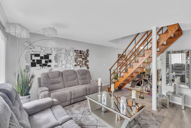 Photo - Lakeview Place