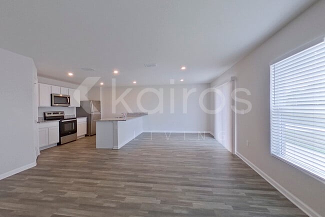 Photo - 1802 Nebraska Loop