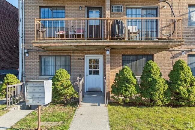 Building Photo - 1353 E 91st St Unit 401F Rental