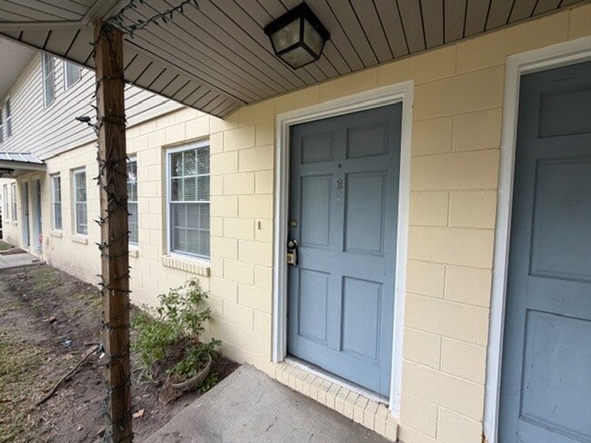 Photo - 502 Prince St Unidad A