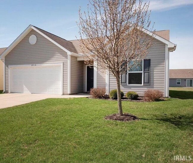 Building Photo - 2416 Maxwell Dr