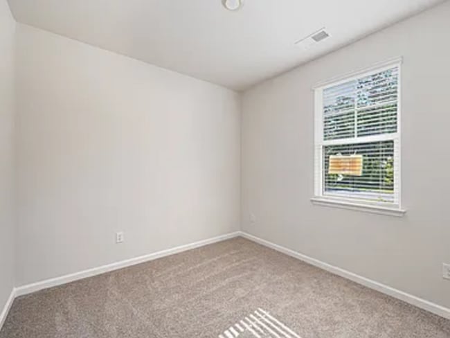 Photo - 328 Sandbach Rd