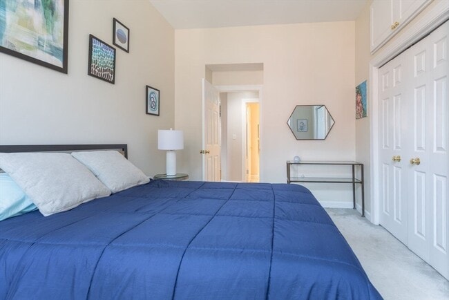 Photo - 416 Marlborough St Unit 303