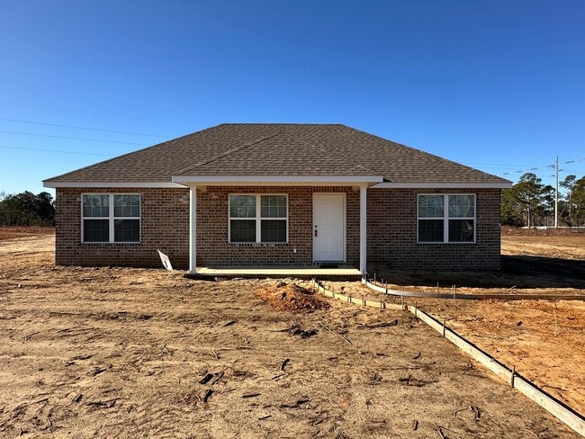 Building Photo - 3 Bed 2 Bath Brick Home with Fenced in Backyard