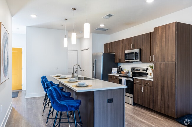 2BR, 2BA - 1,189SF - Torre - Kitchen