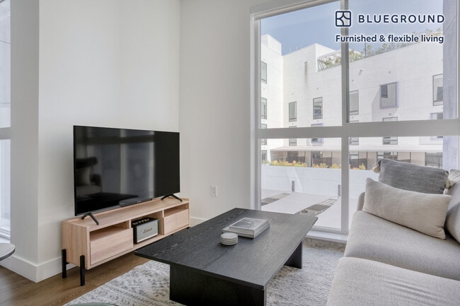 Photo - 8809 Washington Blvd Unit FL4-ID1096