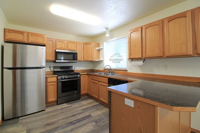 Photo - 4 Bedroom, 2.5 Bath Home in West Pasco
