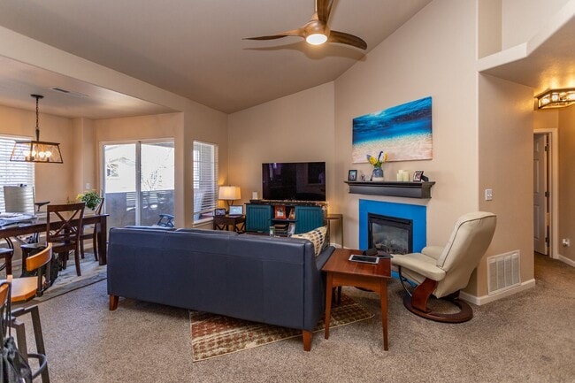 Photo - Beautiful upper-level condo in gated community!!!