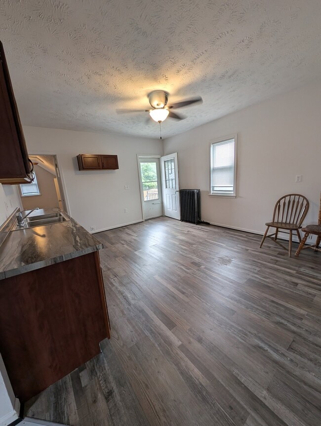 Photo - 1022 Pearl St Unit 3
